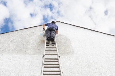 Peinture extérieure à Laps — façades et ravalement